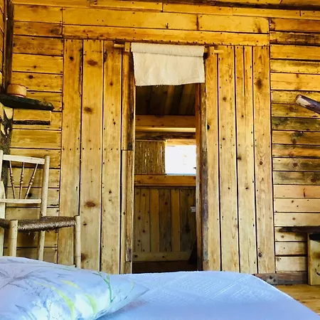 Romantic Cabane Lisboa カントリーハウス São João dos Montes